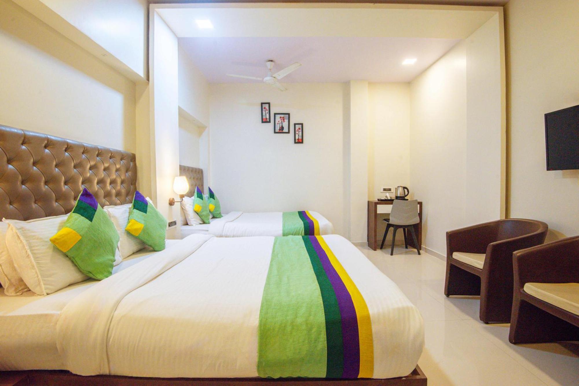 Treebo Blue Moon Powai — Photos 2